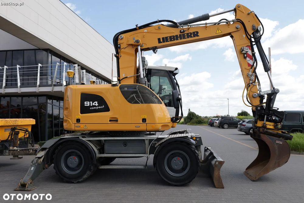 Liebherr A914 Compact - 3