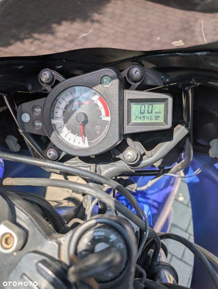 Yamaha TZR - 4