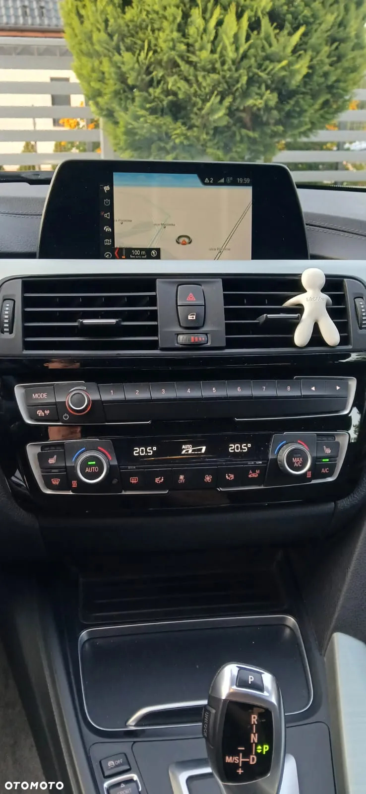 BMW Seria 3 318i - 10