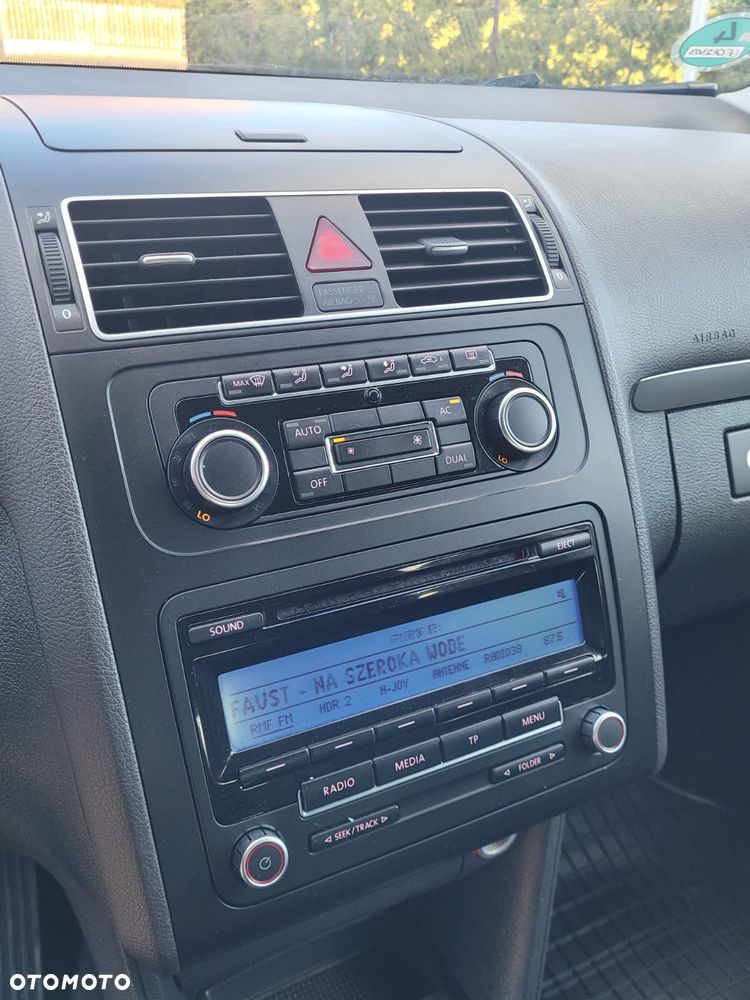 Volkswagen Touran 1.2 TSI BlueMotion Technology STYLE - 23