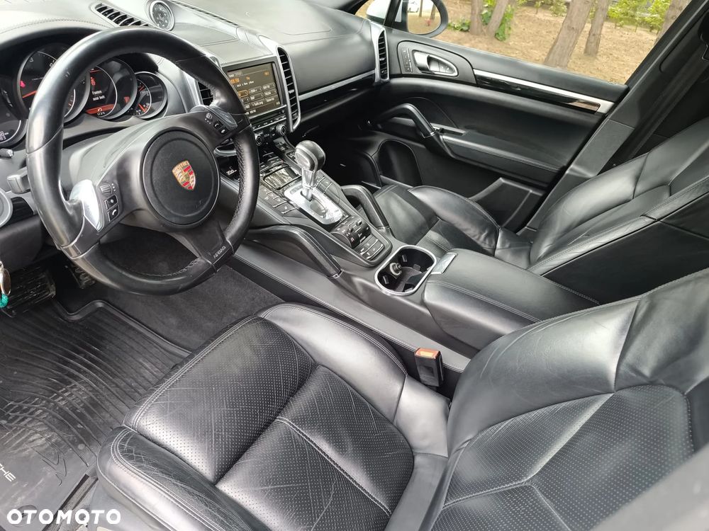 Porsche Cayenne Diesel Platinum Edition - 10