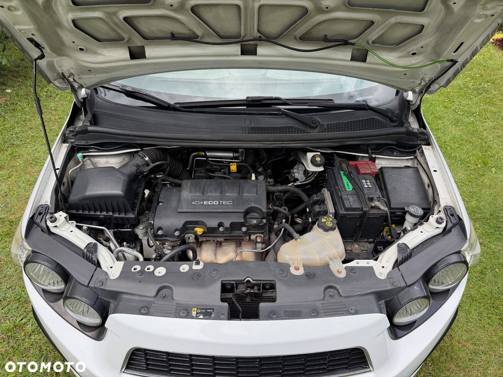 Chevrolet Aveo 1.2 LT - 19