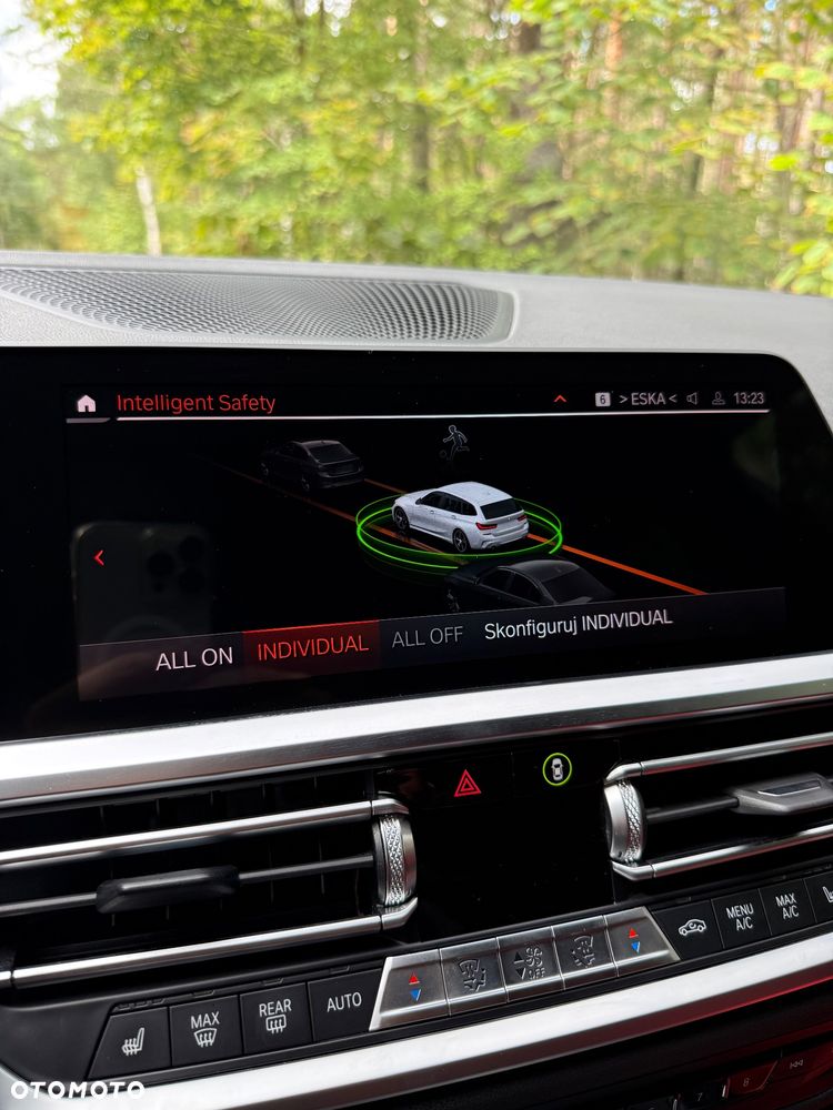 BMW Seria 3 320d mHEV M Sport - 34