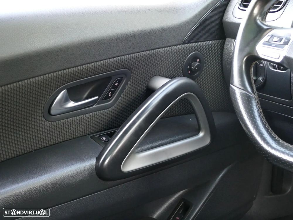 VW Scirocco 2.0 TDI Sport - 24