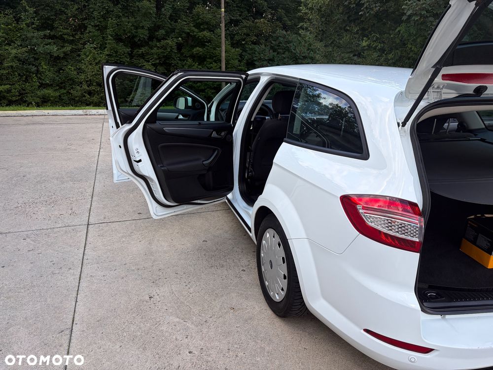 Ford Mondeo 1.6 TDCi Silver X - 18