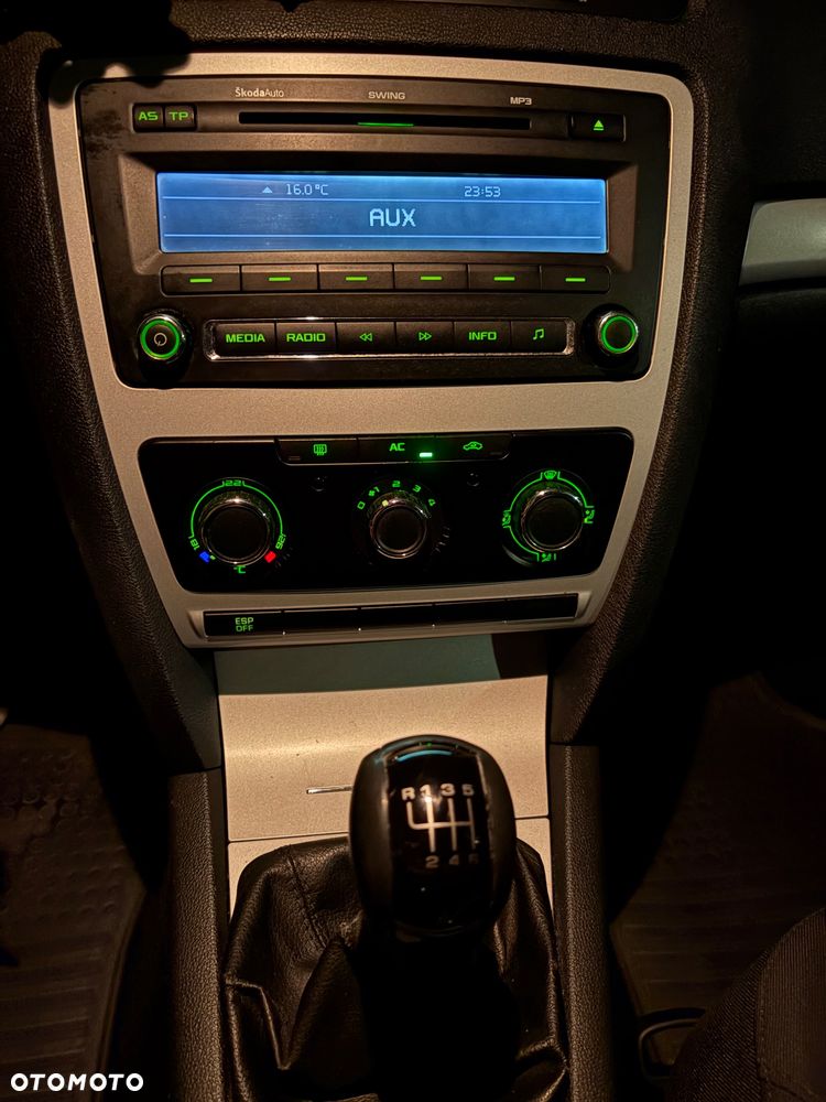 Skoda Octavia 2.0 TDI Ambiente - 26