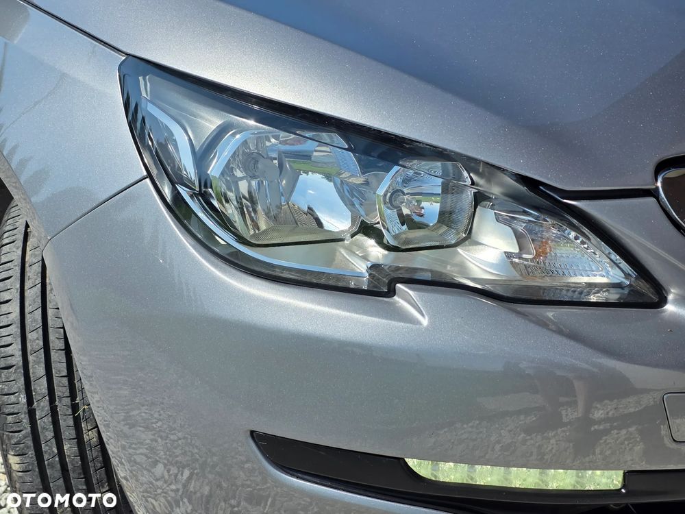 Peugeot 308 1.2 VTi/PureTech Active - 11