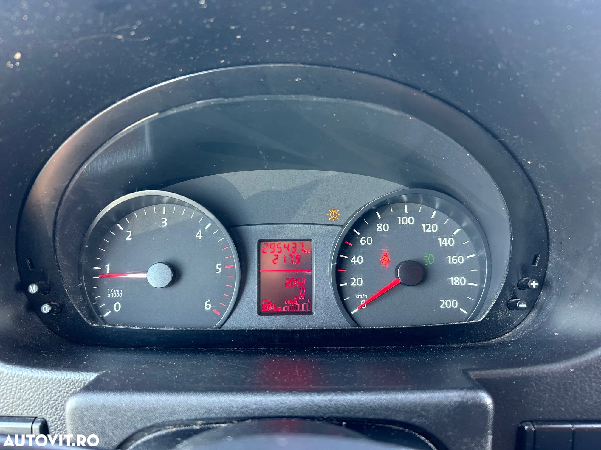 Volkswagen Crafter - 11