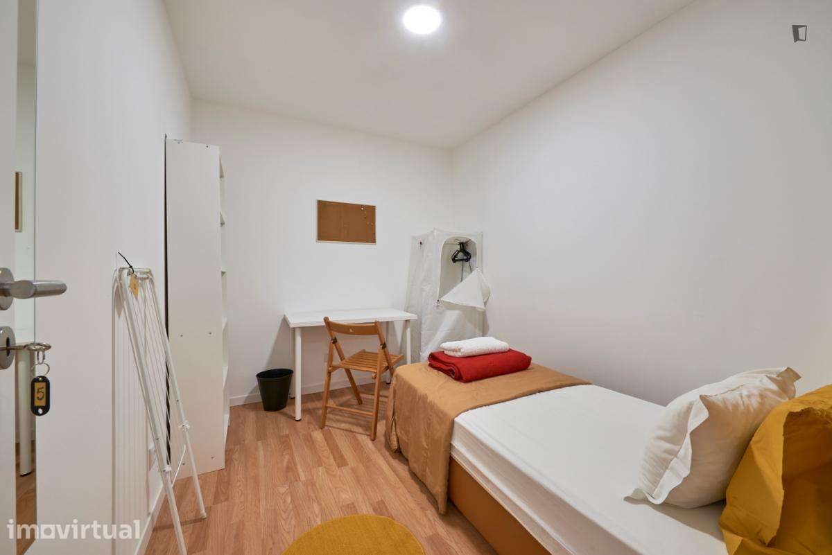Quarto - localizado em Arroios Lisbon - Grande imagem: 4/33