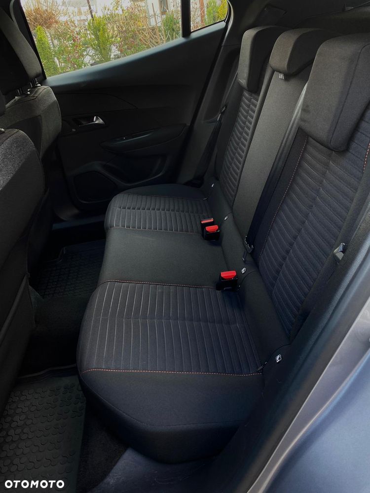 Peugeot 2008 1.2 PureTech Active S&S - 4