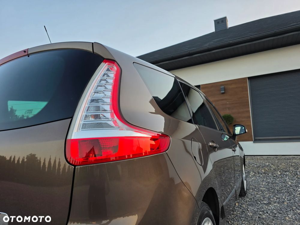 Renault Grand Scenic 1.6 16V 110 Dynamique - 17