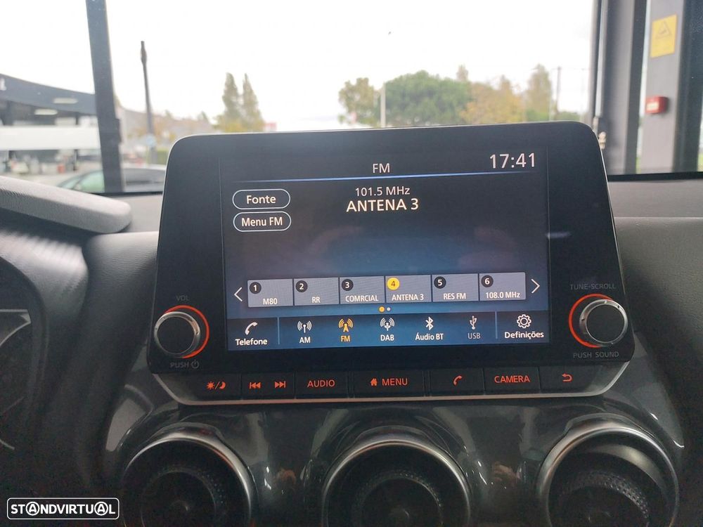 Nissan Juke 1.0 DIG-T N-Connecta DCT - 24