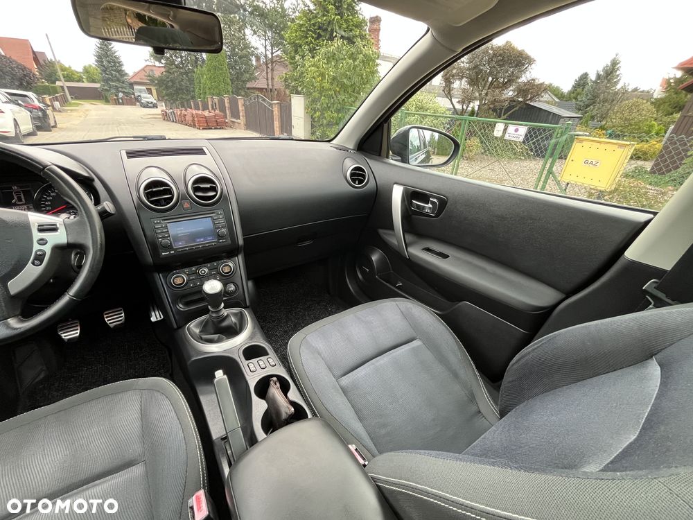 Nissan Qashqai 2.0 tekna - 29
