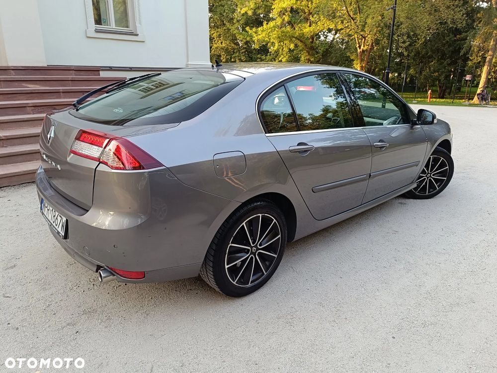 Renault Laguna 2.0 dCi Tech Run ESM - 15