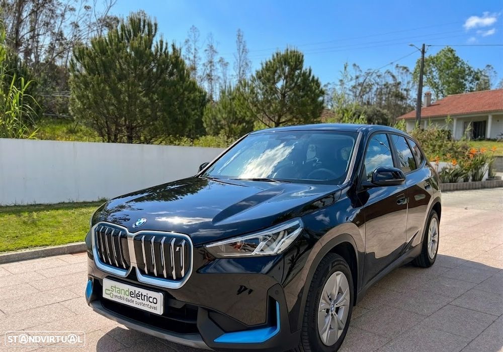 BMW iX1 xDrive30 - 1