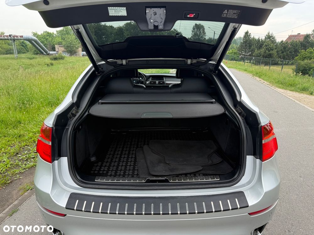 BMW X6 - 11