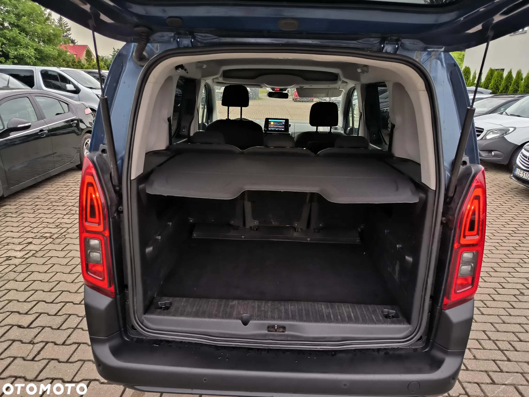 Citroën Berlingo Multispace PureTech 110 SELECTION - 2