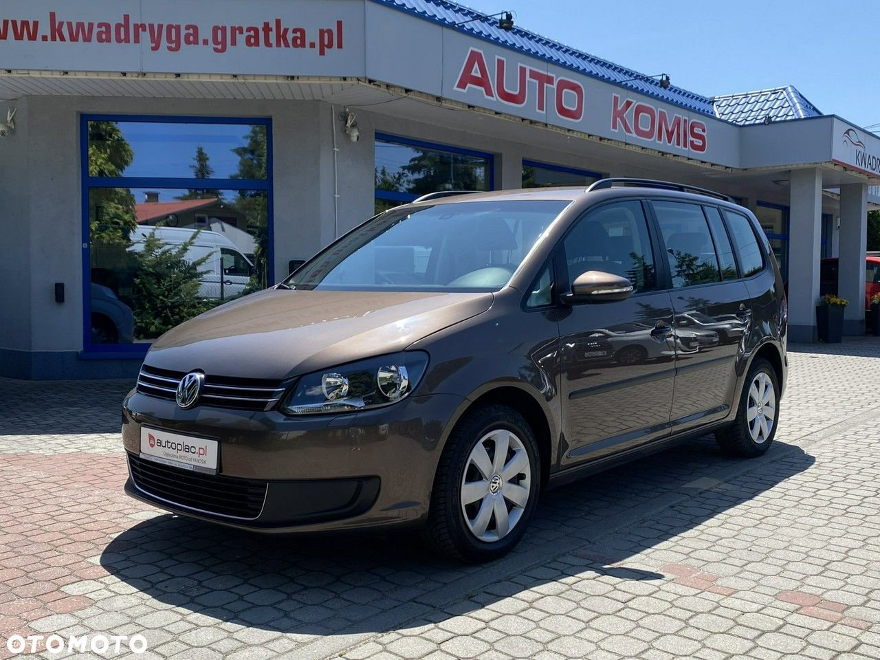 Volkswagen Touran - 1
