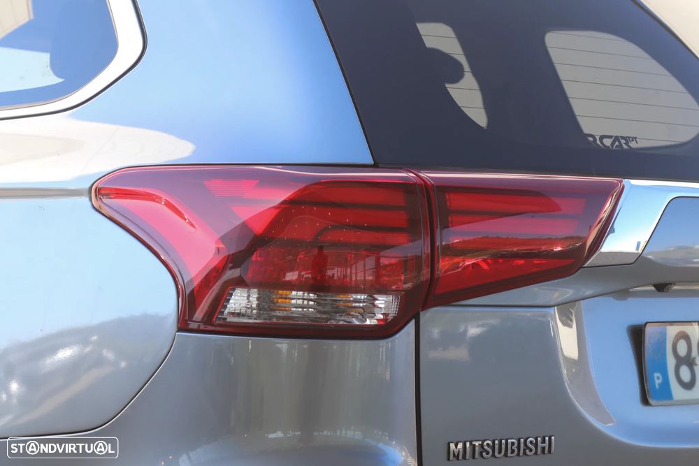 Mitsubishi Outlander - 41