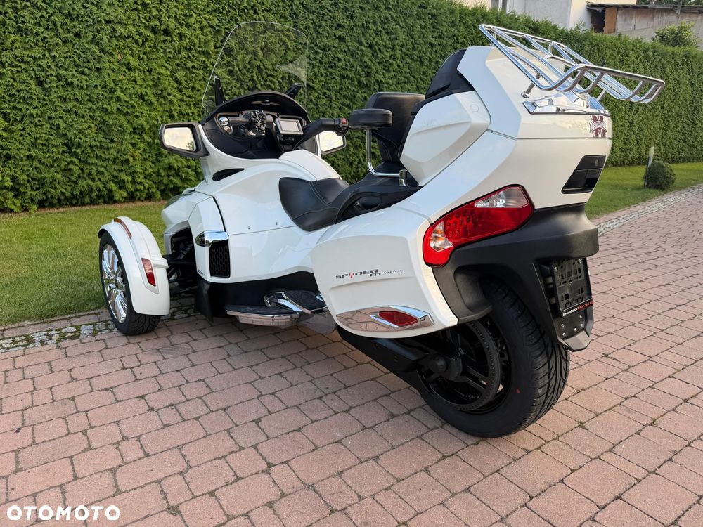 Can-Am Spyder - 5