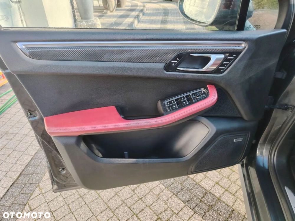 Porsche Macan GTS - 15