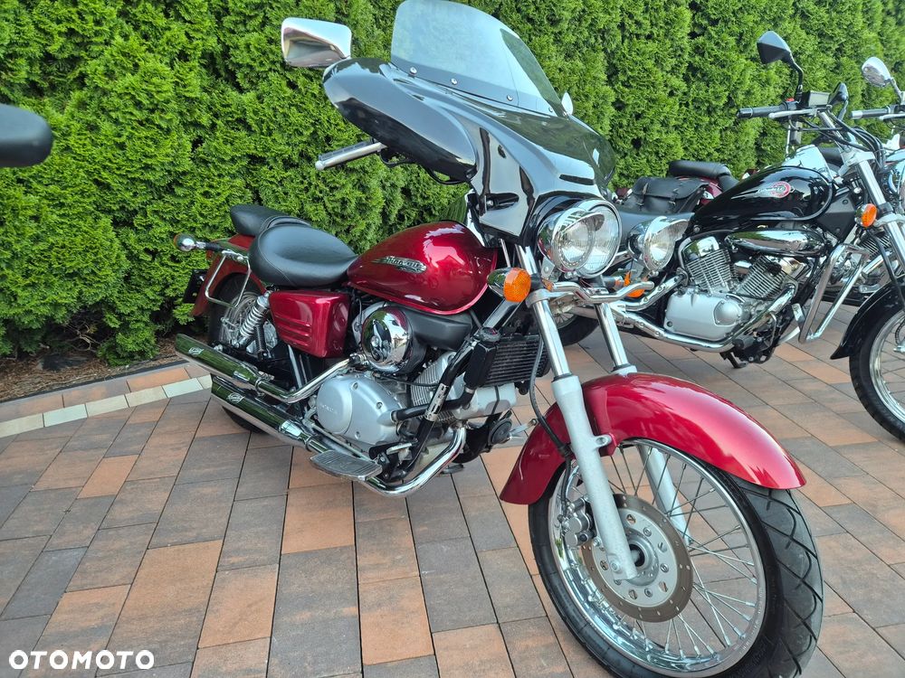 Suzuki Intruder - 37