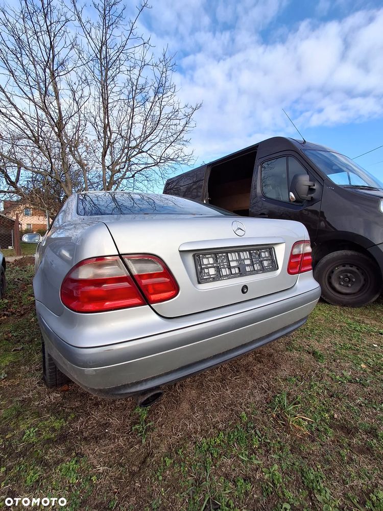 Mercedes clk w208 coupe zderzak tyl 744 - 2