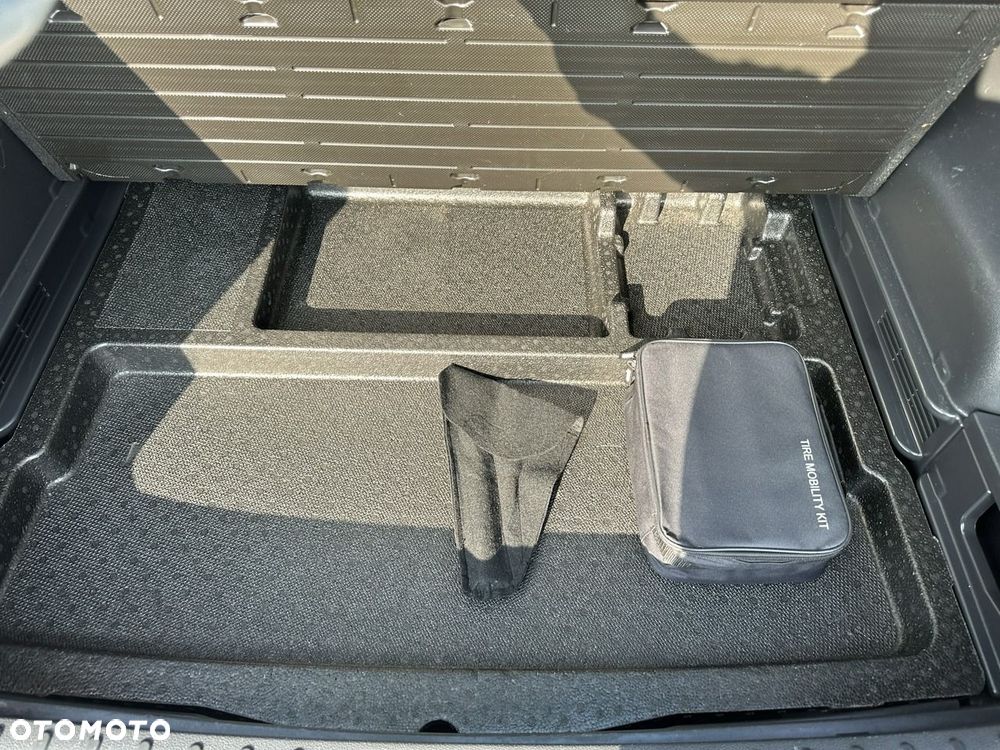 Hyundai Tucson 1.6 CRDi Style 2WD - 32