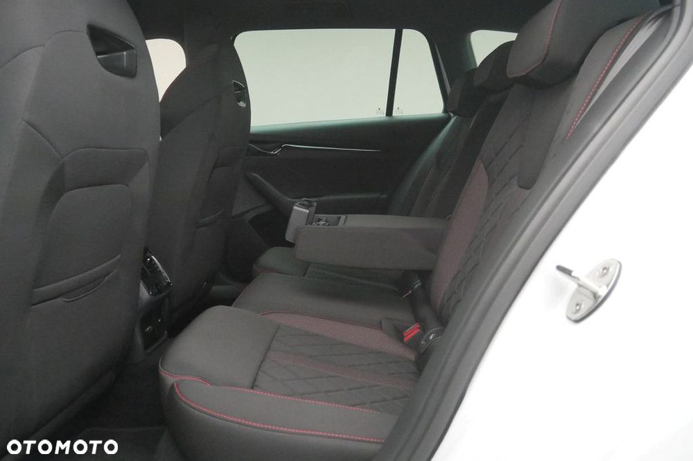 Skoda Octavia 2.0 TSI RS DSG - 15