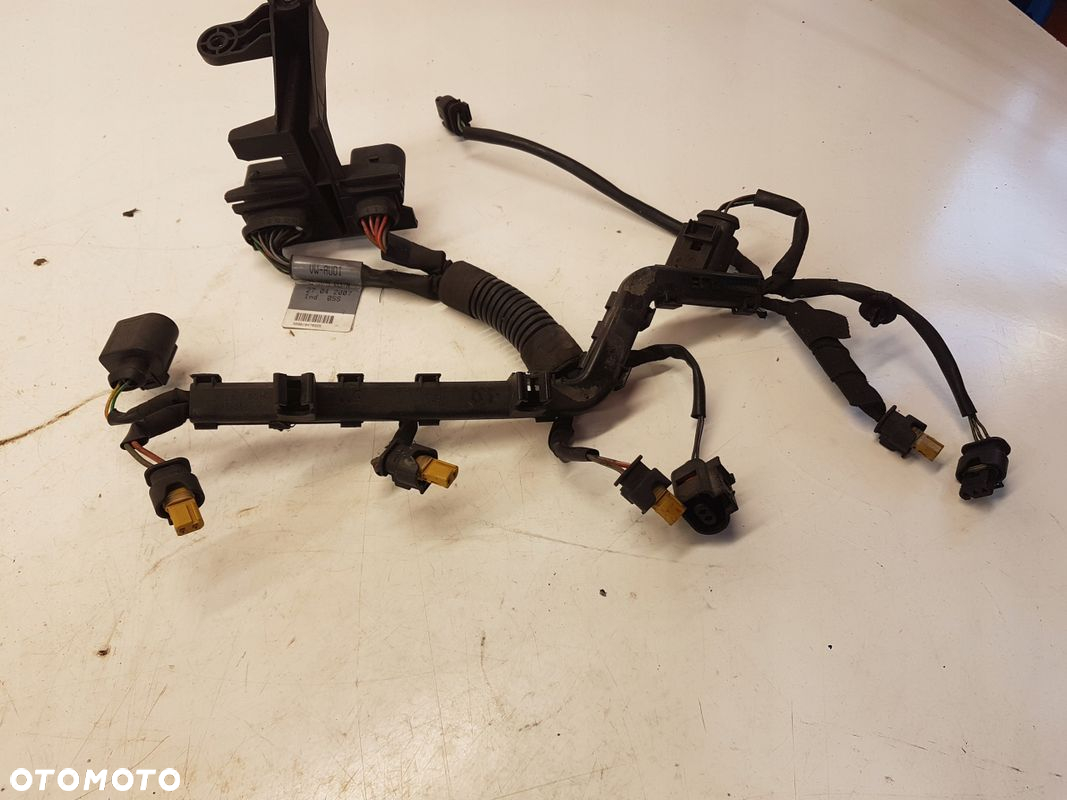 INSTALACJI WTRYSKÓW AUDI A4 A5 1.8 TFSI 06H971824A - 2