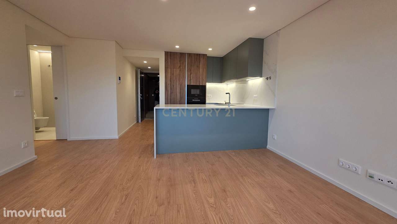 Apartamento T2 Novo Parque da Lavandeira Gaia 5º Piso Vistas Porto - Grande imagem: 4/34