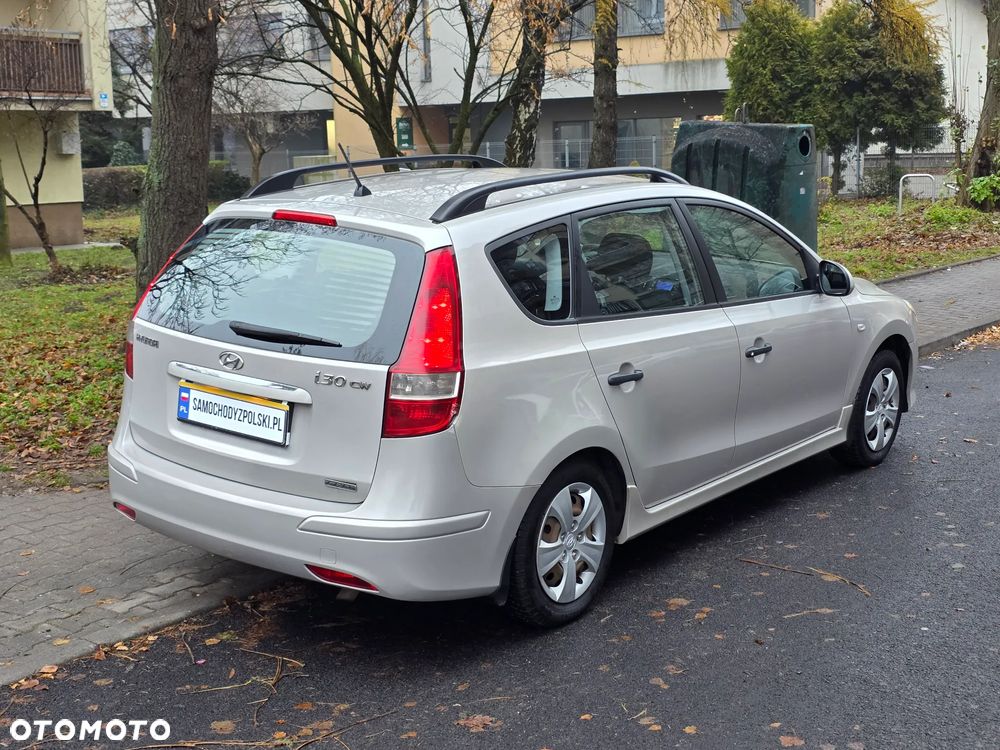 Hyundai i30 1.6 CRDi Comfort World Cup - 5