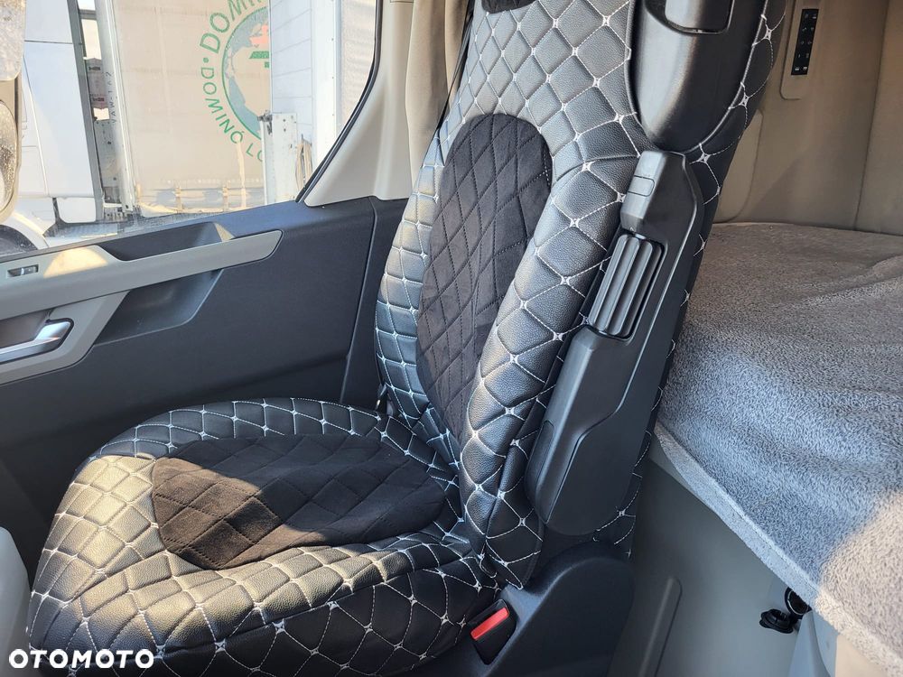 Ford F-MAX - 5