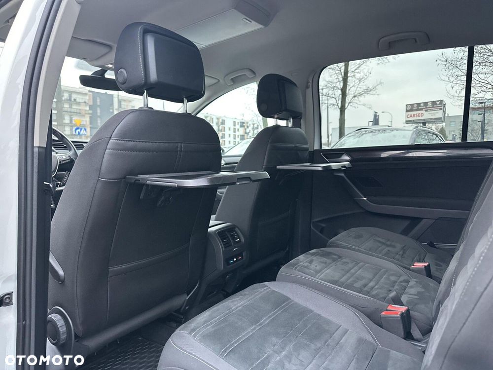 Volkswagen Touran 1.4 TSI BMT Highline DSG - 32