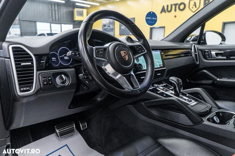 Porsche Cayenne S Tiptronic S Platinum Edition - 15