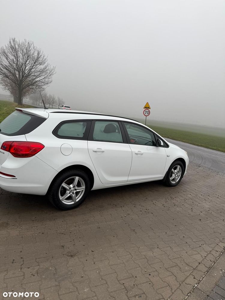 Opel Astra 1.6 CDTI DPF ecoFLEX TourerStart/Stop Edition - 13