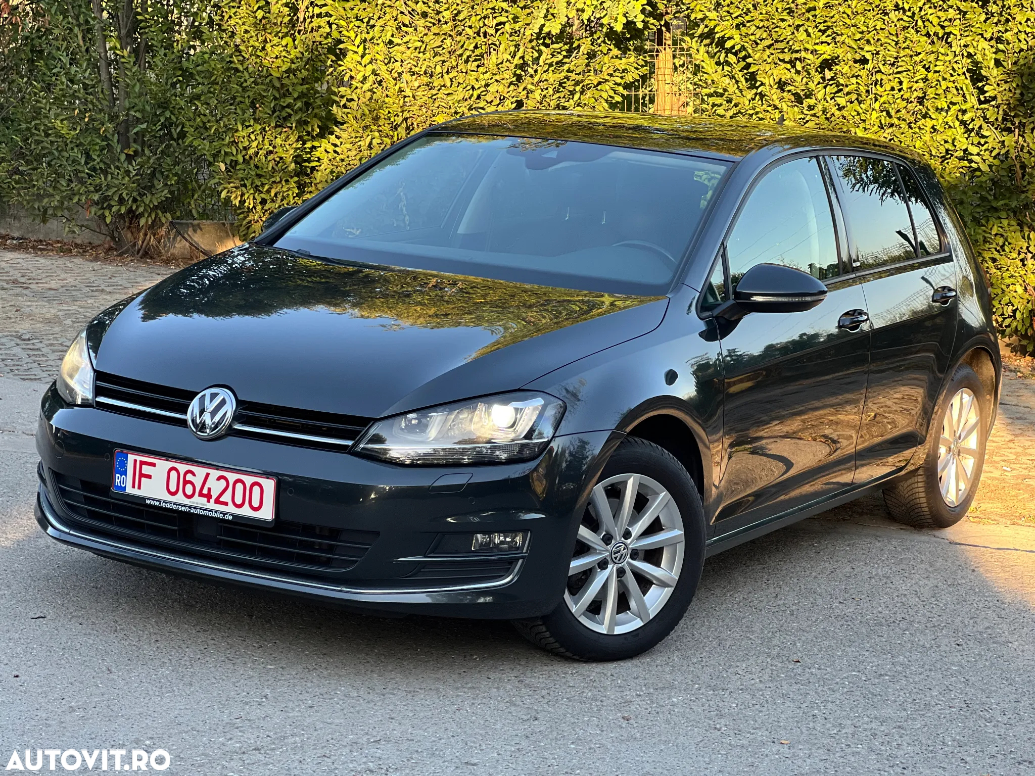 Volkswagen Golf 2.0 TDI (BlueMotion Technology) DSG Comfortline - 21