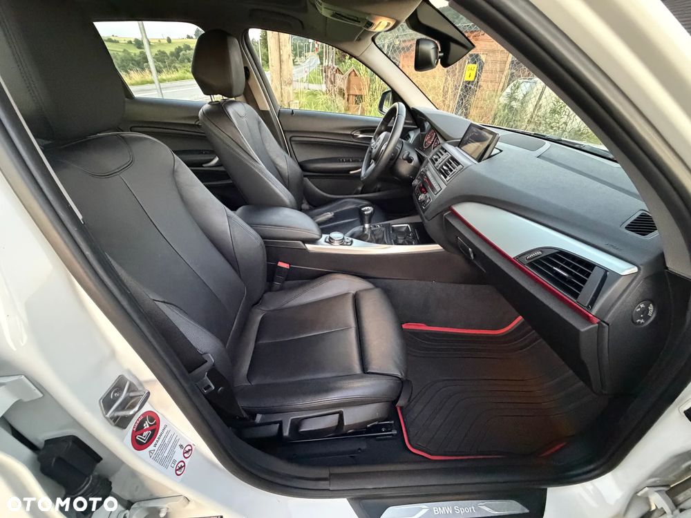 BMW Seria 1 120d Sport Line - 19