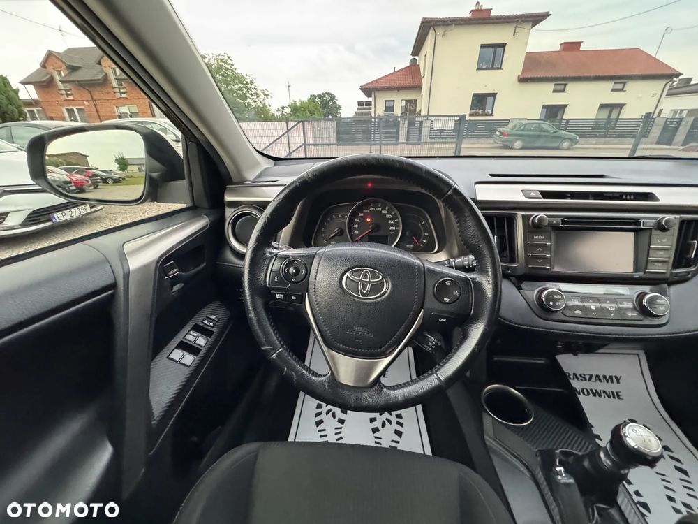 Toyota RAV4 2.0 D-4D Premium - 22