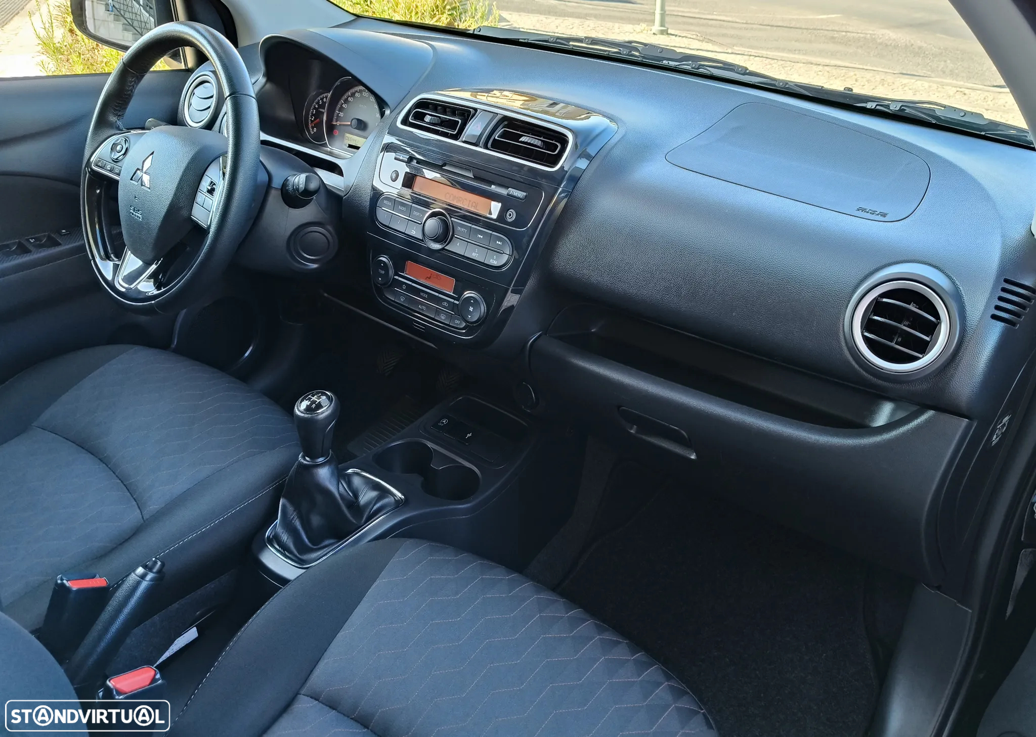 Mitsubishi Space Star 1.2 Intense - 17
