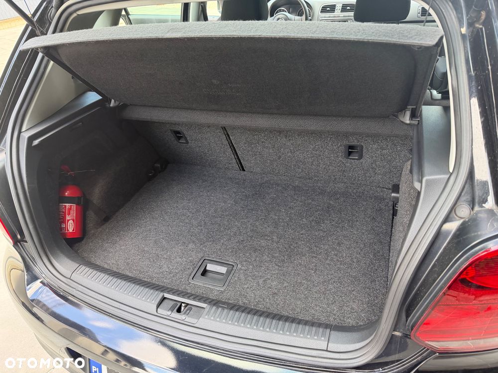 Volkswagen Polo 1.4 16V Trendline - 16