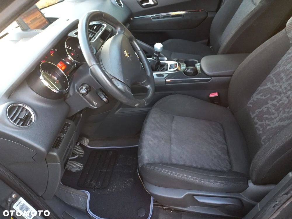 Peugeot 3008 2.0 HDi Premium - 13