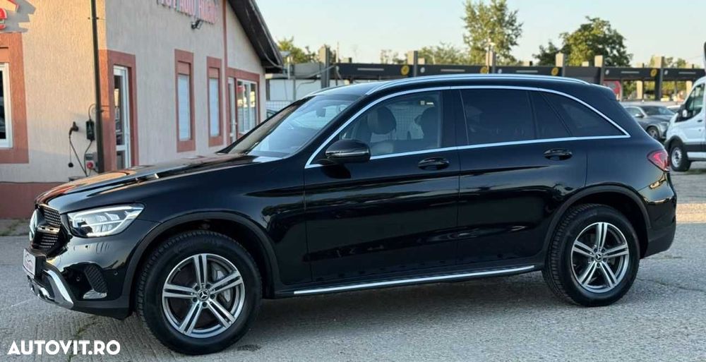 Mercedes-Benz GLC - 4