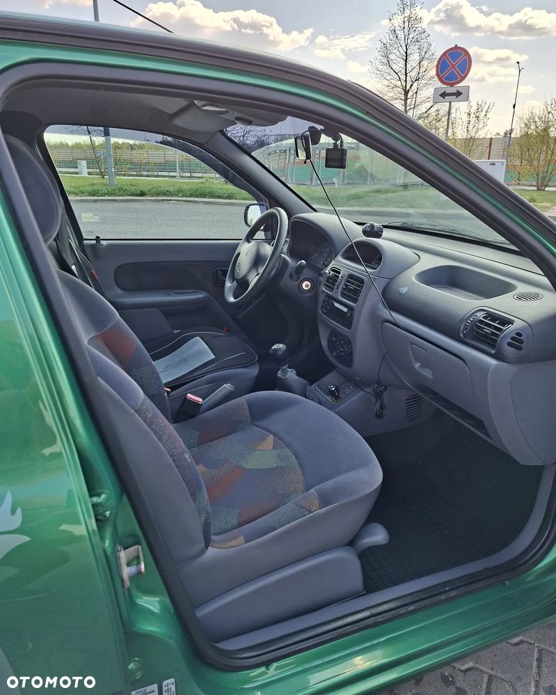 Renault Clio 1.4i RT - 9