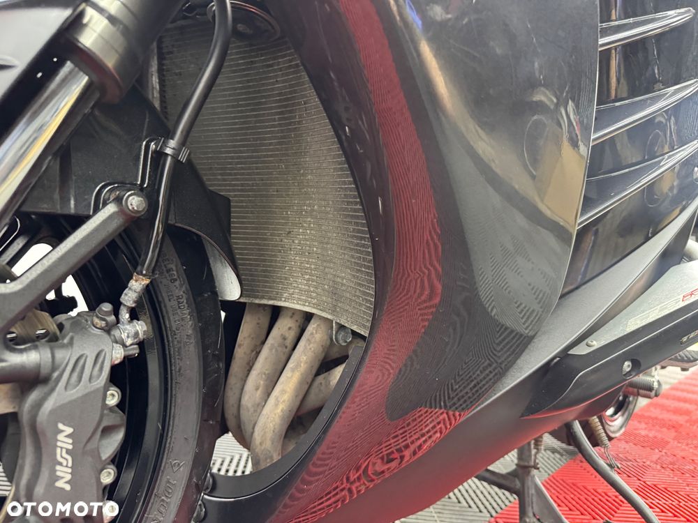 Kawasaki GTR - 16