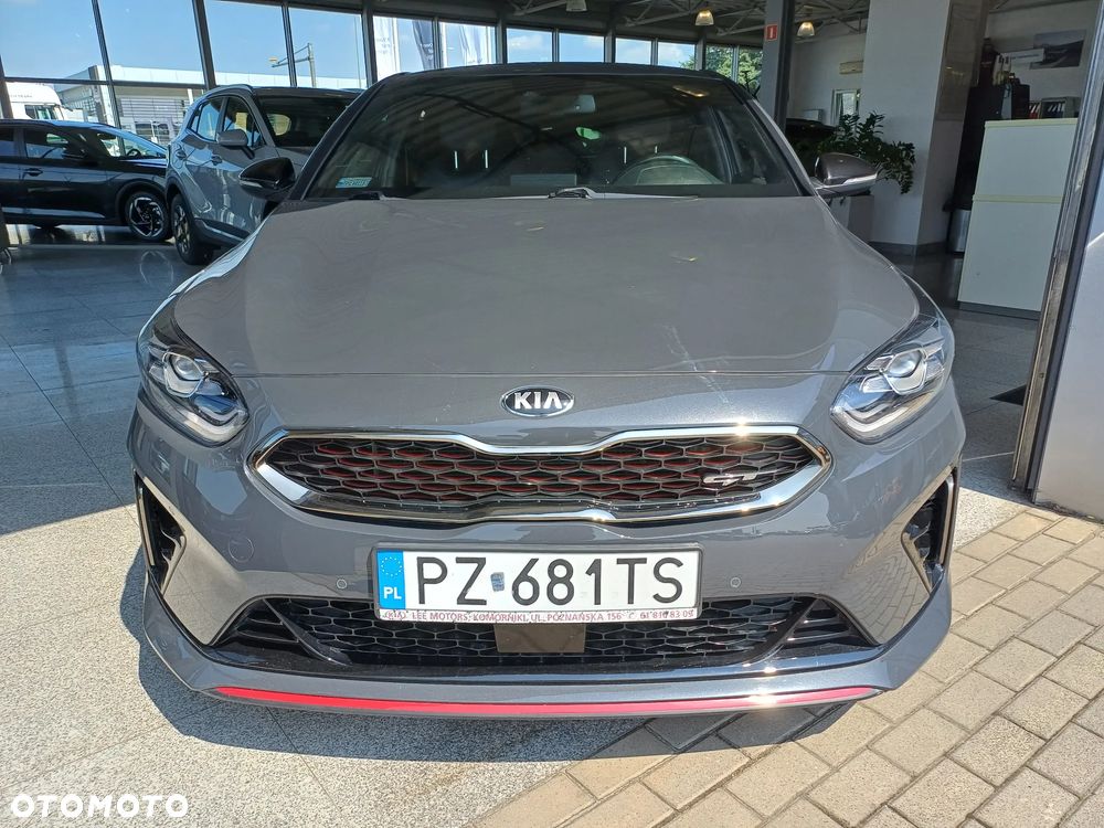 Kia ProCeed - 10
