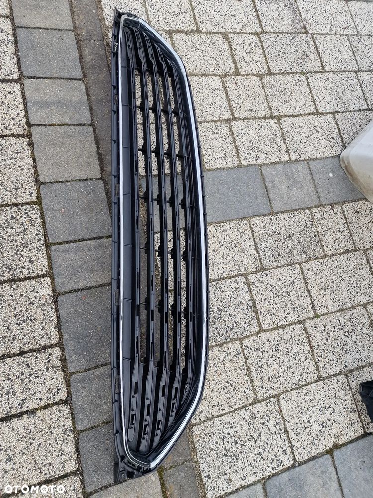 Atrapa  zderzaka ford  S-max mk2 lift nowa - 2