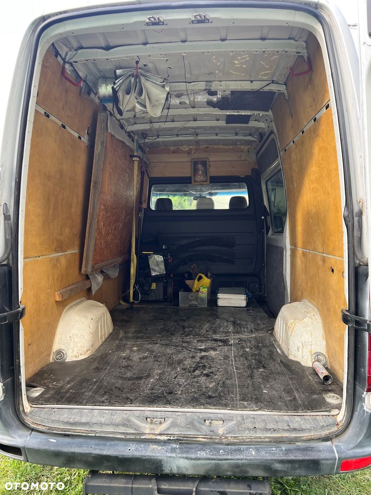 Mercedes-Benz Sprinter - 8