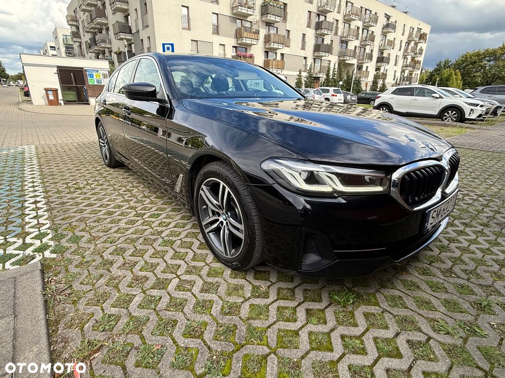 BMW Seria 5 520d xDrive - 2