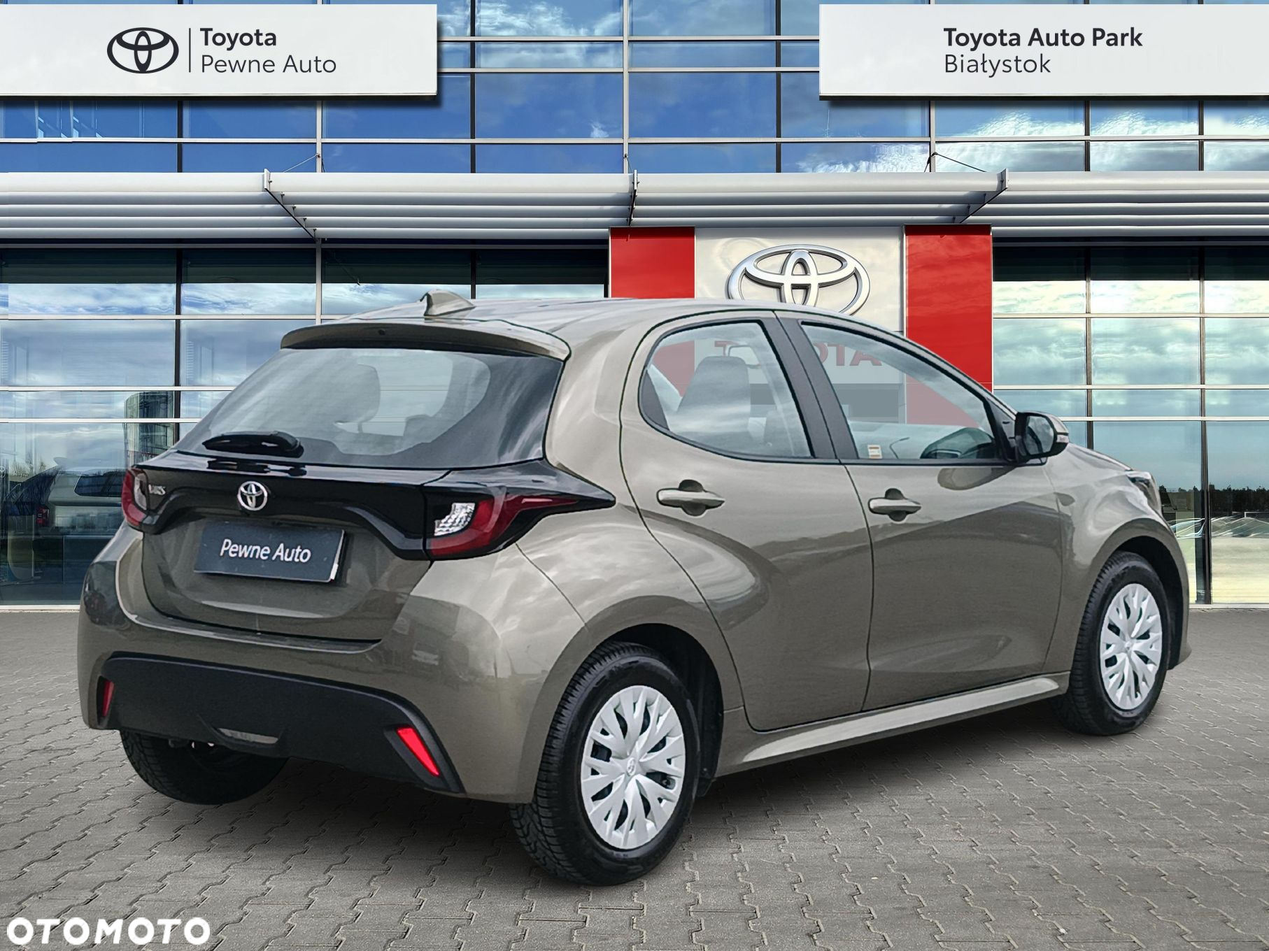 Toyota Yaris - 5